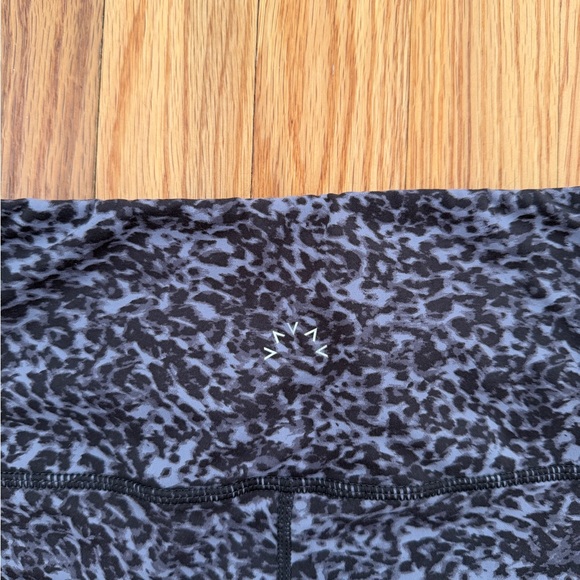 Varley Animal Print Leggings Size M - Picture 4 of 7